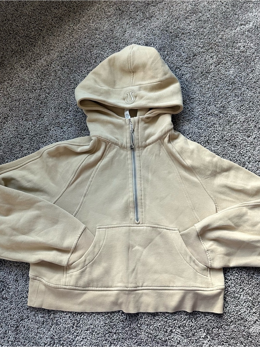 lululemon athletica Women's Beige Half-Zip Hoodie Scuba